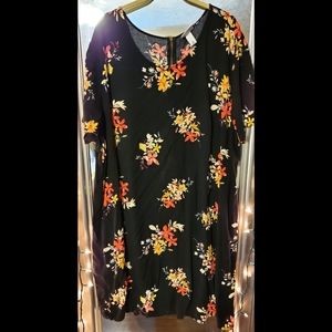 Ava&Viv Black floral shift dress